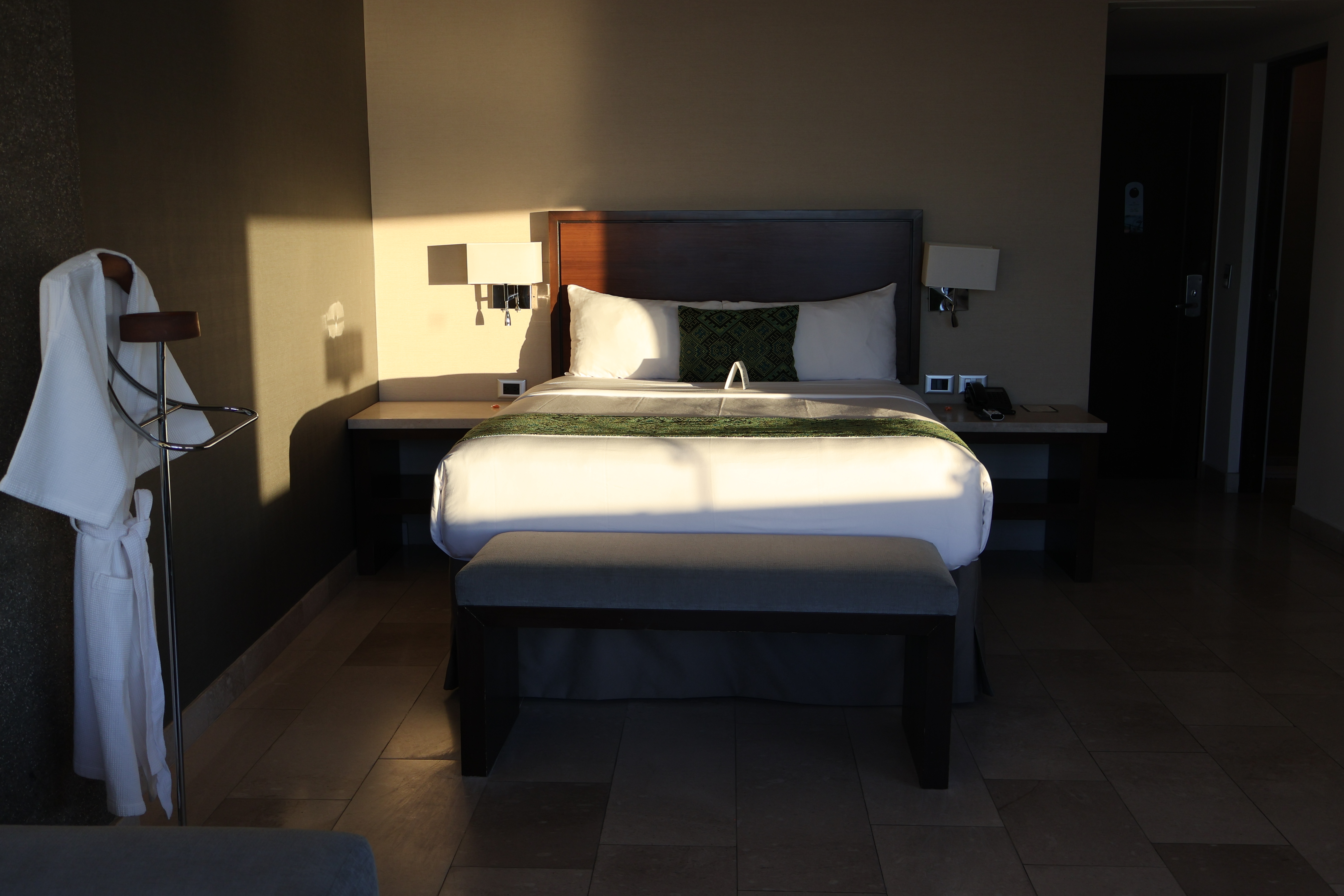 MASTER SUITE - 5